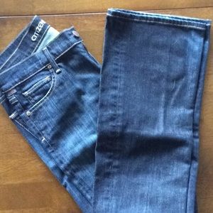 CITIZENS OF HUMANITY MEDIUM WASH BOOT CUT JEANS